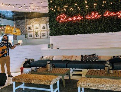 Hampton Social - South Barrington