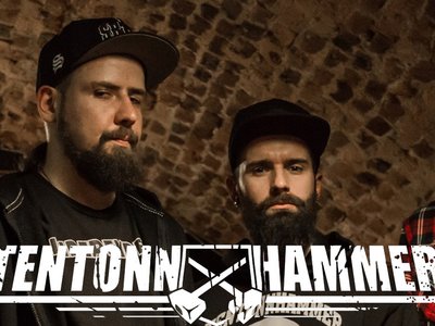 TEN TONN HAMMER photo