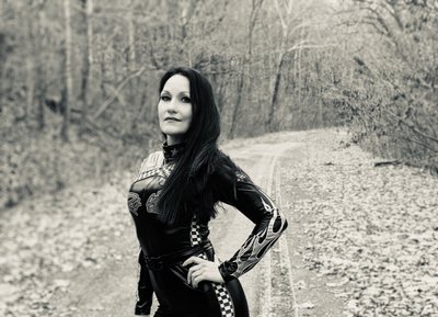 Danielle Bloom photo