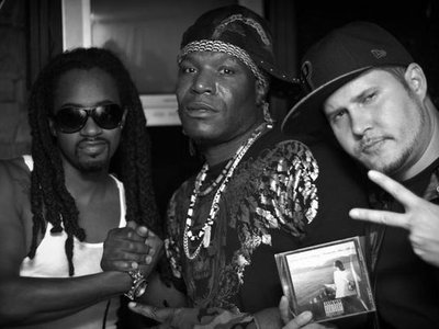 Saukrates, Chain Reaction, IPeezy