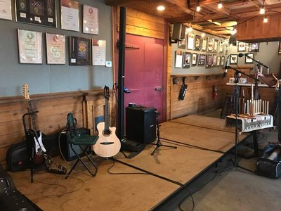 Live at Lefthand Brewing
