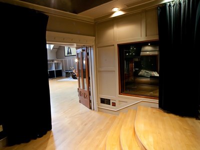 Armoury-Studio5