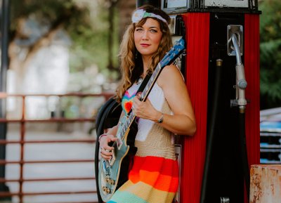Meagan Tubb & Shady People photo