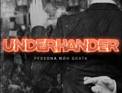 Underhander photo