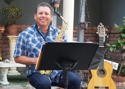 Guitar and Saxophone Praise 