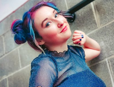 Ainsley Costello photo
