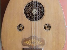 Oud Damaskus. More @Earlymusicalinstruments.com