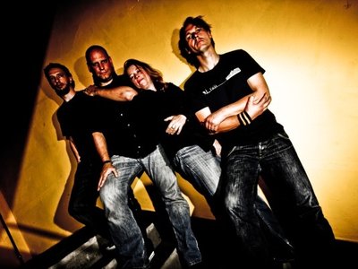 YJ2 2007 / Sebastian-vocal&guitar, Roland-guitar, Silke-bass&vocal, Rüdiger-drums