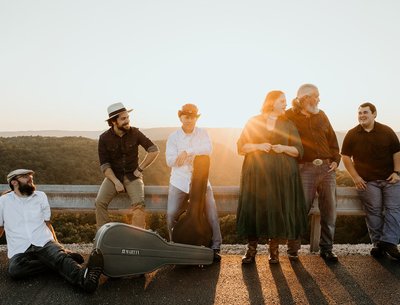 Barefoot Nellie & Co. photo