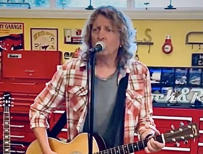 Acoustic Performances 