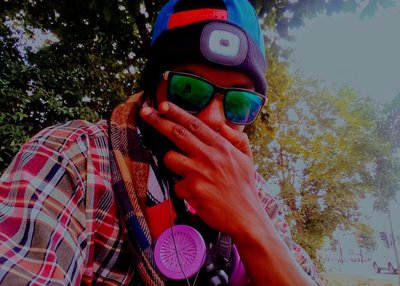 DYT THUGSTAR/Entertainerslumdog