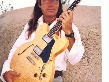 Dusty and The LoveNotes photo
