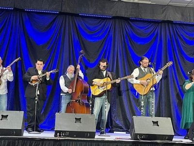 Barefoot Nellie & Co. photo