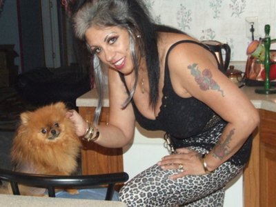 Nashville with my previous little Pom