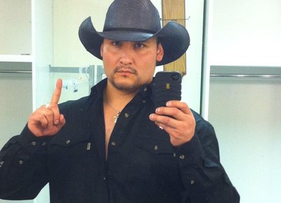 Backstage before I won ðŸ†  NACMAI 2012 Male Entertainer of the year,  Male Vocalist of the year ðŸ