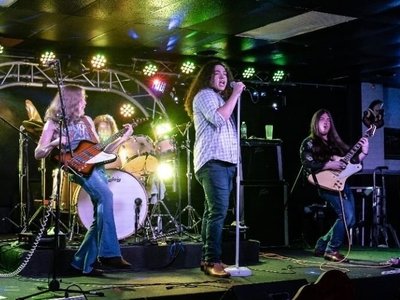 Live at Stooges Pub, 3/22/22