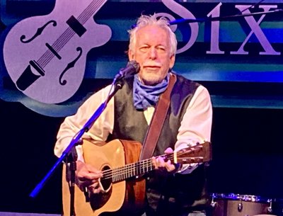 Don Wall performs at Six Springs Tavern, Richardson, TX