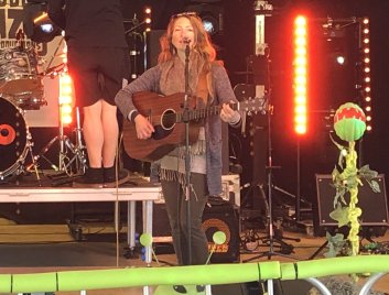 Rebecca Lang photo
