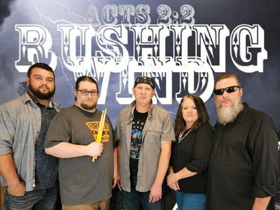 L-R Josh Templeton, Jake Parris, Rich Huff, Gina McGill, Carl McGill