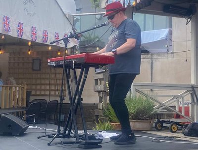 Live in Hereford