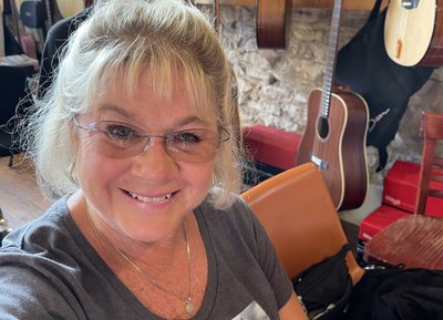 Ken'z Guitar, Georgetown, TX