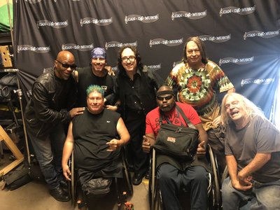 Hollywood can do muso fundraiser 
