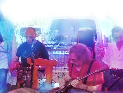 Doppelplus live at Kulturtag Oberscheid 2022 / Photo: Mira Reimann
