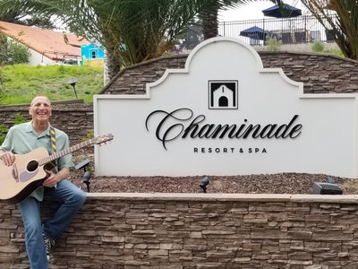 Tom Jackman @ Chamindae Resort and Spa