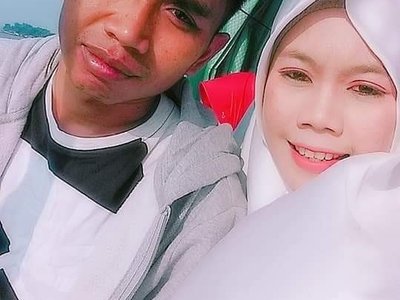 ALMARHUM Istri TERCINTA SITI AISYAH binti Bapak  DARMA