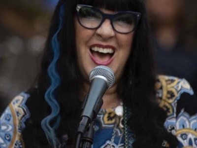 Donna Larsen photo