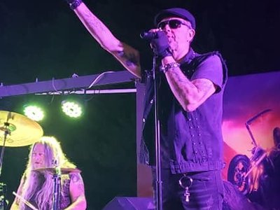Mark Michaels (vocals)