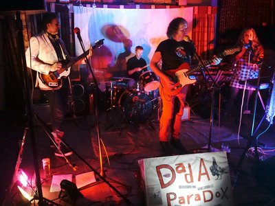 Dada Paradox Mk 2 in action! Photo: Alan D