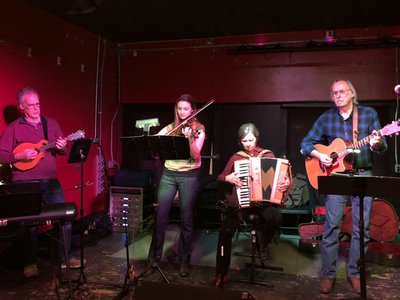 Bloomington Contra Dance