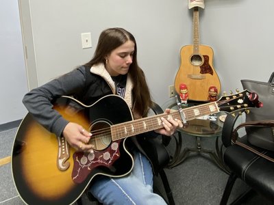 warming up at Red 102.3