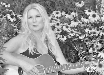 Photo: Beth Harrison shoot for "Lift Us Up" release