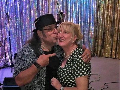 A kiss for Margaret! x