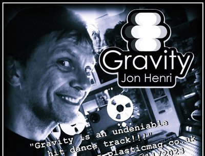 POSTER PROMO W/QR CODES - GRAVITY