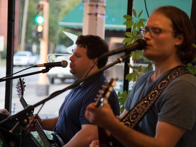 Eager Anxiety, live at Amore Coffee in 2017