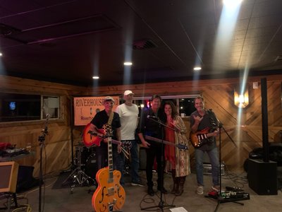 River House at Buckskin Tavern