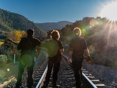 Back on the tracks again