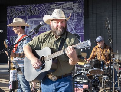 Mike Kuster photo
