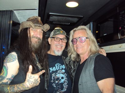 with Wayne Swinny on the Saliva bus