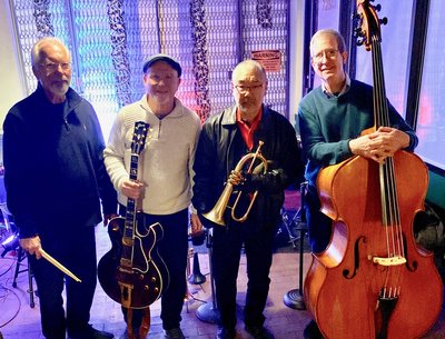 Eddie Davis & Friends w/ Tom Elliott on Bass