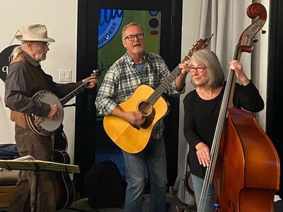 Homebrew Stringband photo