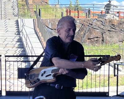 Bassist Peter Fontanese