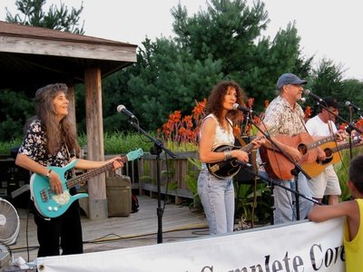 W/ Emily Kaitz, Susan Shore, and Dennis Collins at Gulley Park, 2007 - by Helen Kiatkowsky