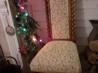 My new prie dieu pride 'n joy! Happy Christmas everyone! Xx