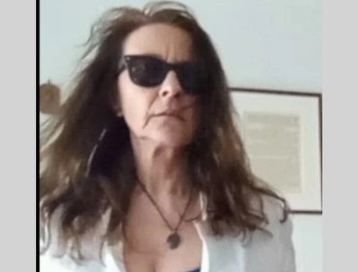 Linda Cover Singer/Choreographer photo
