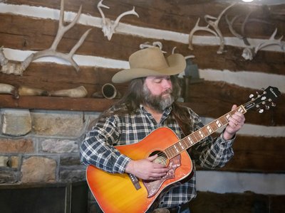 Mike Kuster photo