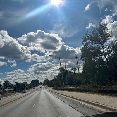 Dundas westbound